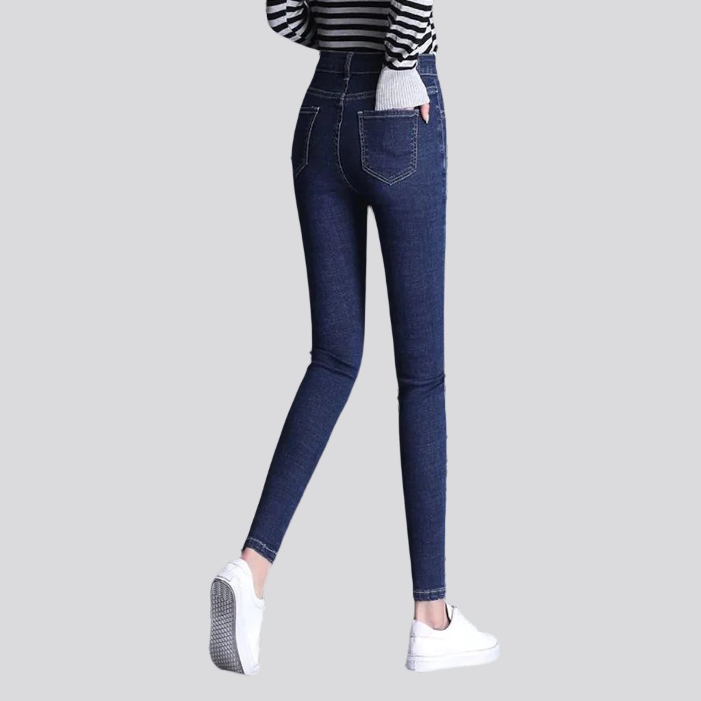 Stretchy skinny jeans for ladies