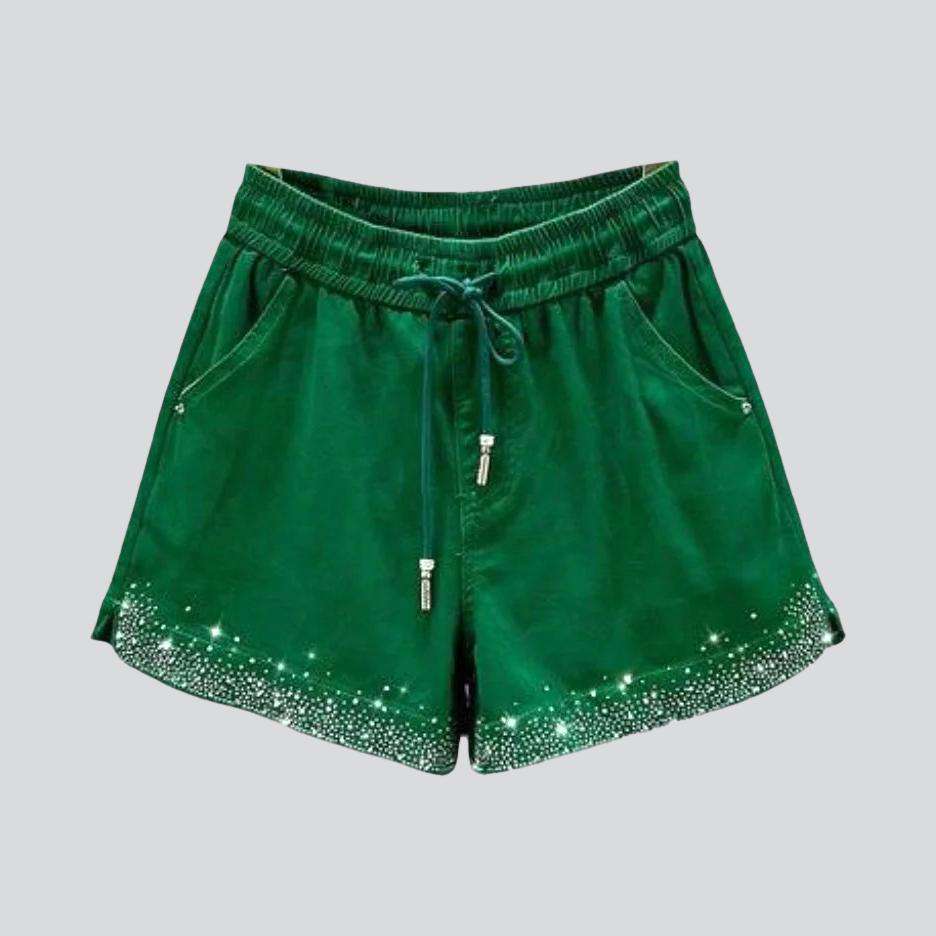 Shorts vaqueros con dobladillo de diamantes de imitación de colores