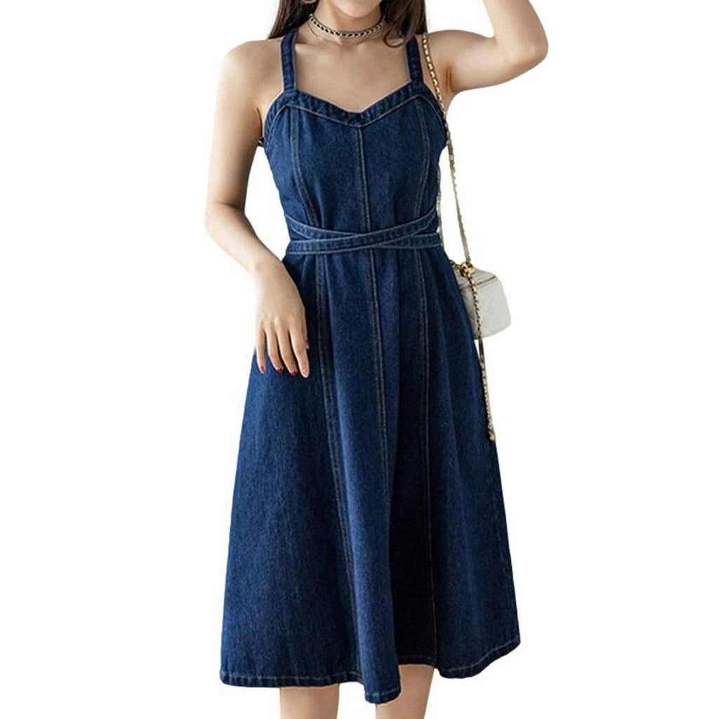 Sleeveless knee-length denim dress