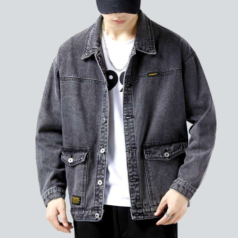 Jeansjacke mit großen Seitentaschen