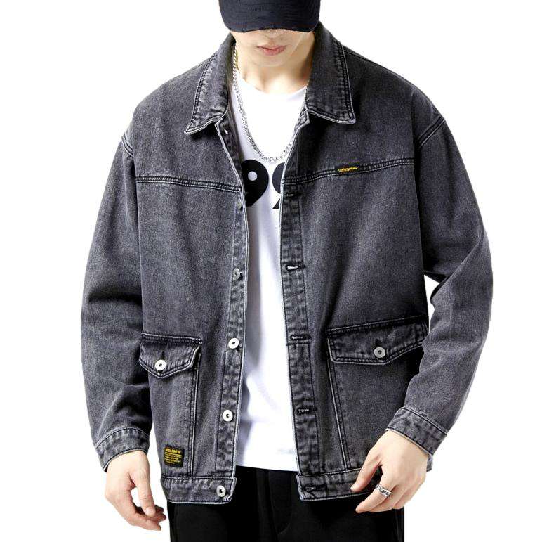 Jeansjacke mit großen Seitentaschen