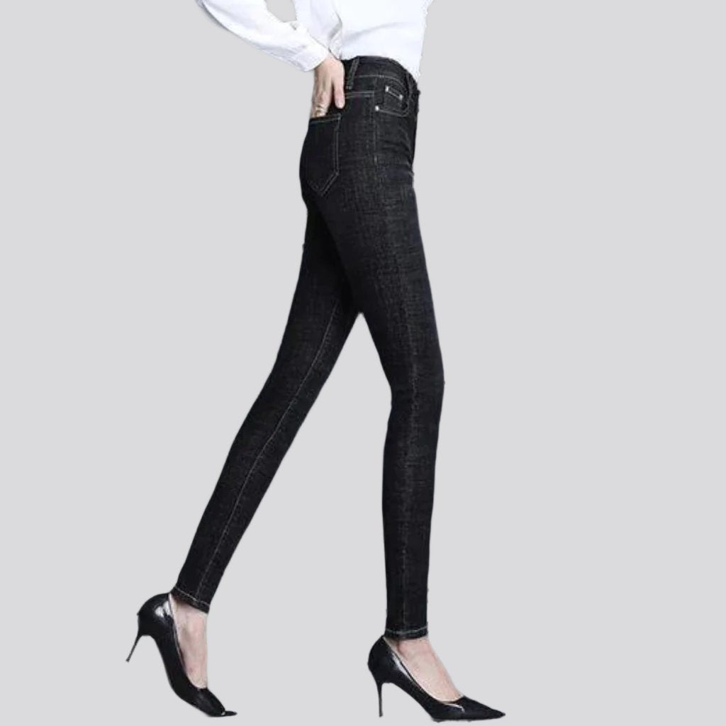 Stretchy skinny jeans for ladies