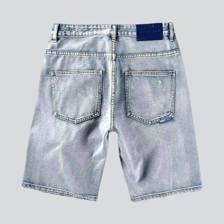 Lockere Retro-Distressed-Jeansshorts