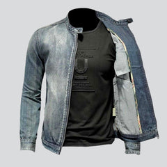 Chaqueta vaquera estilo biker vintage de moda