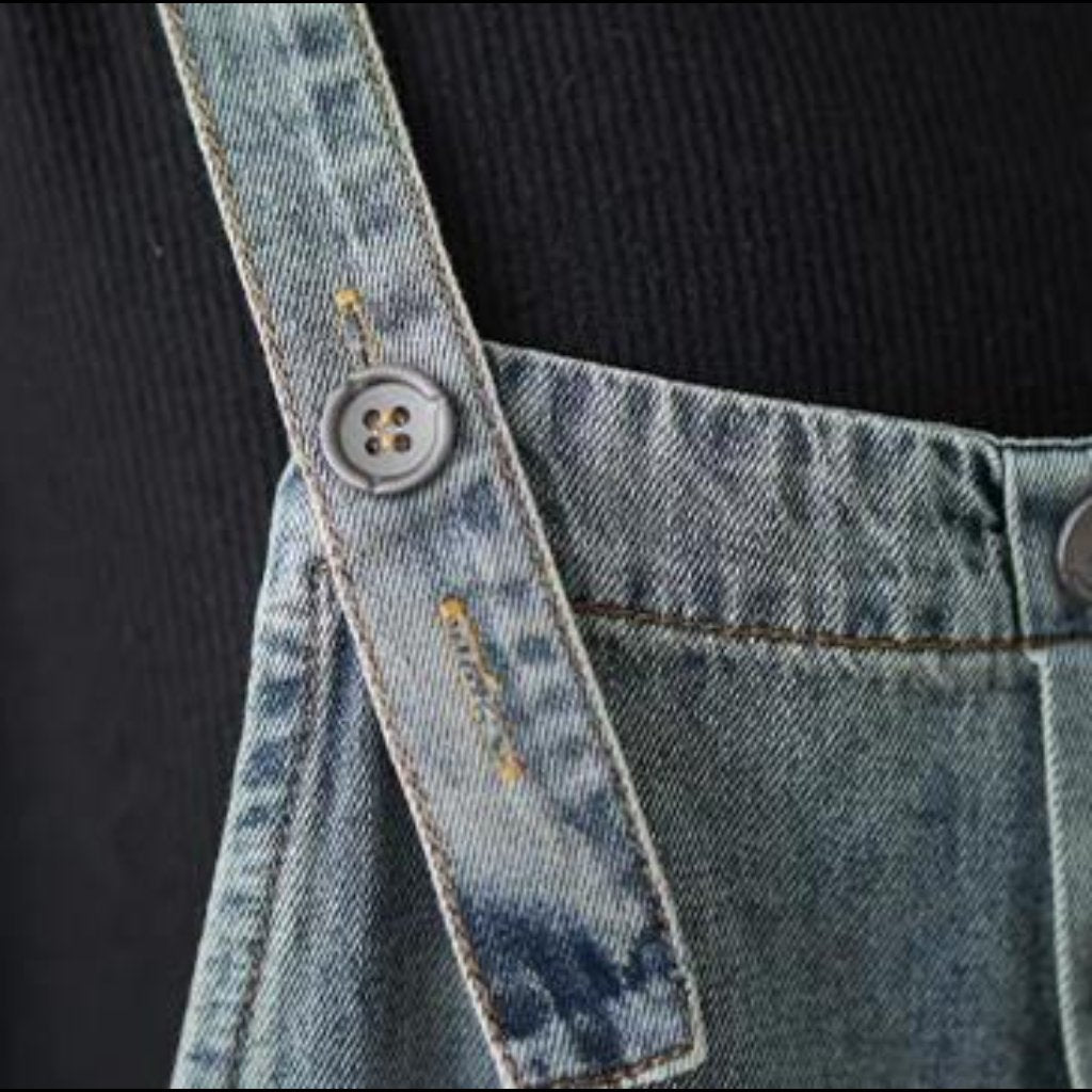 Jeans-Strampler mit Knöpfen und Hosenträgern für Damen