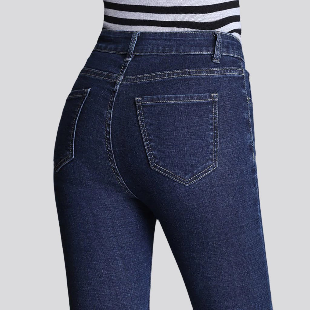 Stretchy skinny jeans for ladies