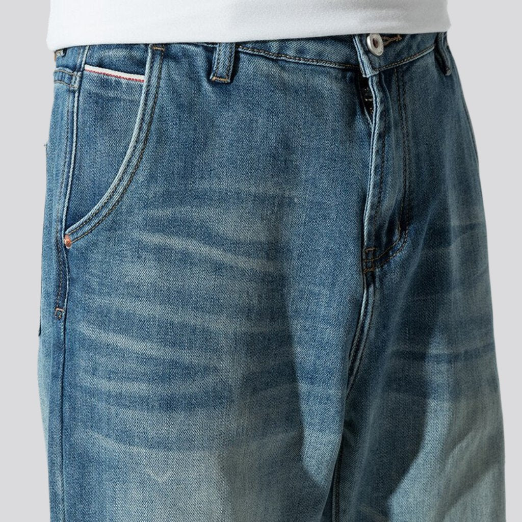 Herren Baggy Jeans mit Schnurrbart