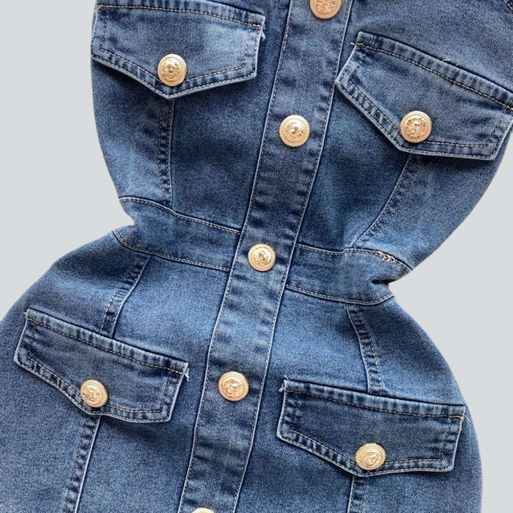 Buttoned strapless denim dress