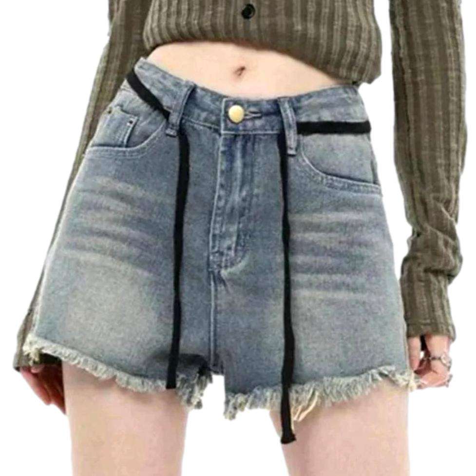 Lockere Vintage-Jeansshorts im Distressed-Look