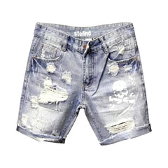 Shorts vaqueros rotos con estampado de calavera