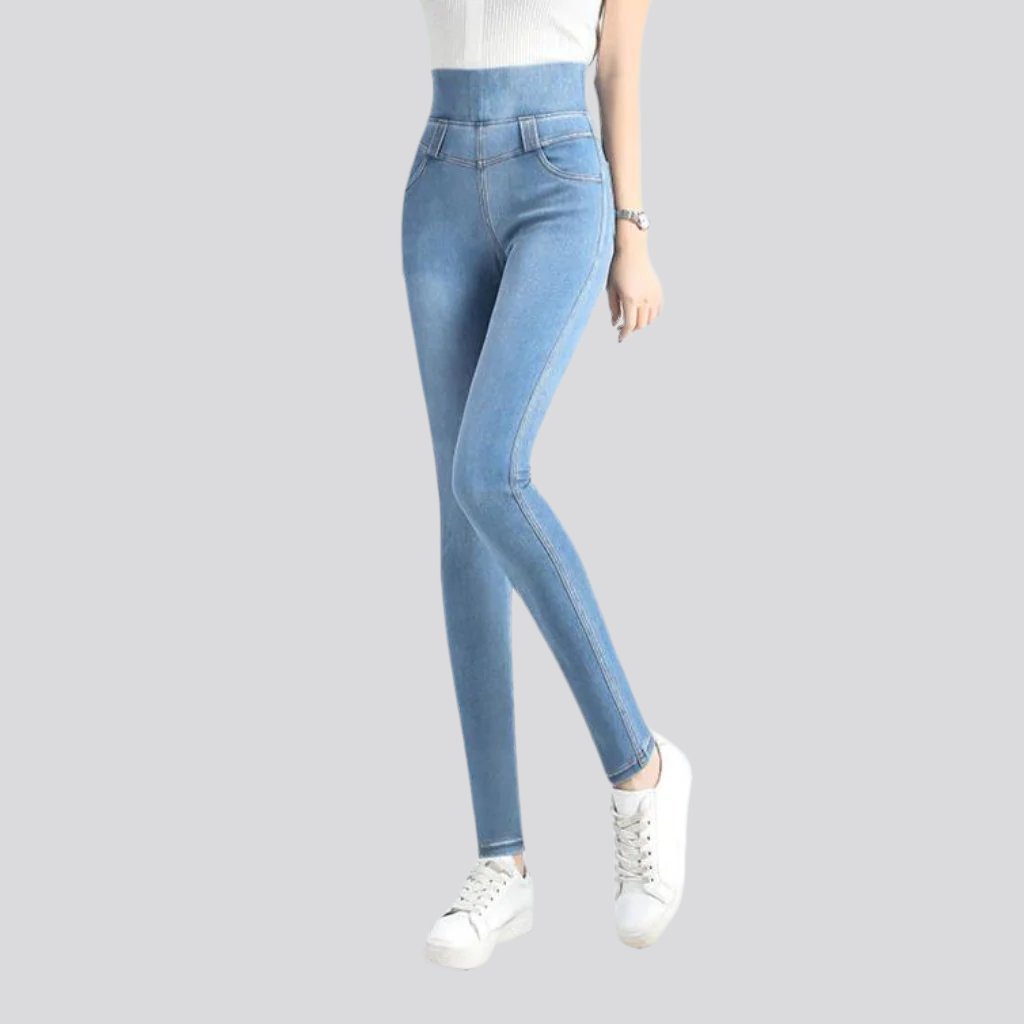 Stonewashed women casual jeans