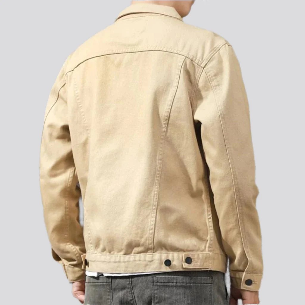 Chaqueta vaquera informal y entallada para hombre