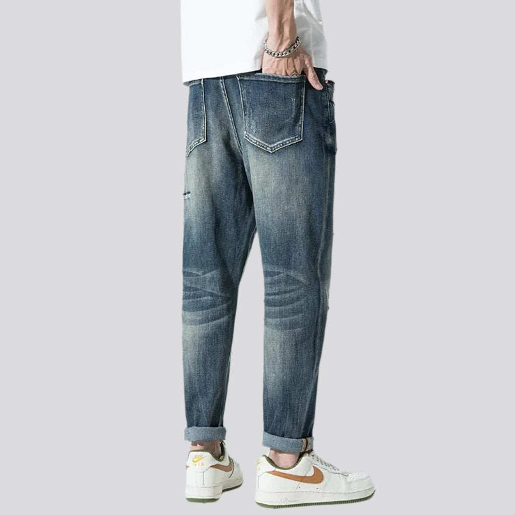 Baggy men sanded jeans