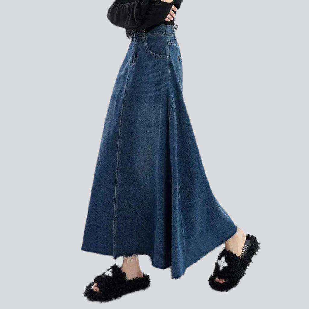 A-line raw hem denim skirt