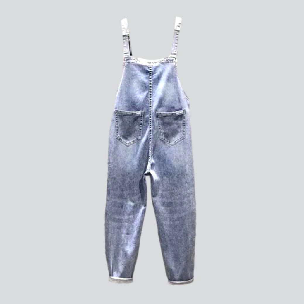 Zerrissener, verzierter Jeans-Jumpsuit für Damen