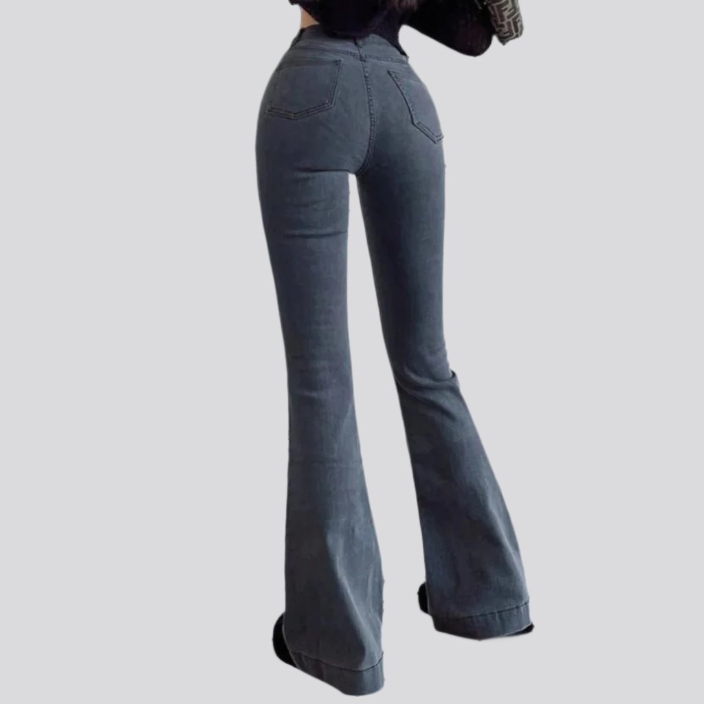 Bootcut stretchy jeans for women