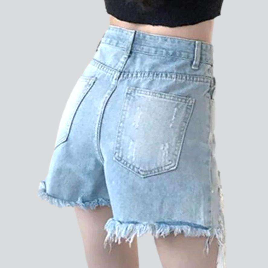 Distressed exposed pockets denim shorts