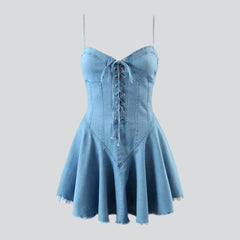 Sleeveless light wash jean dress for ladies