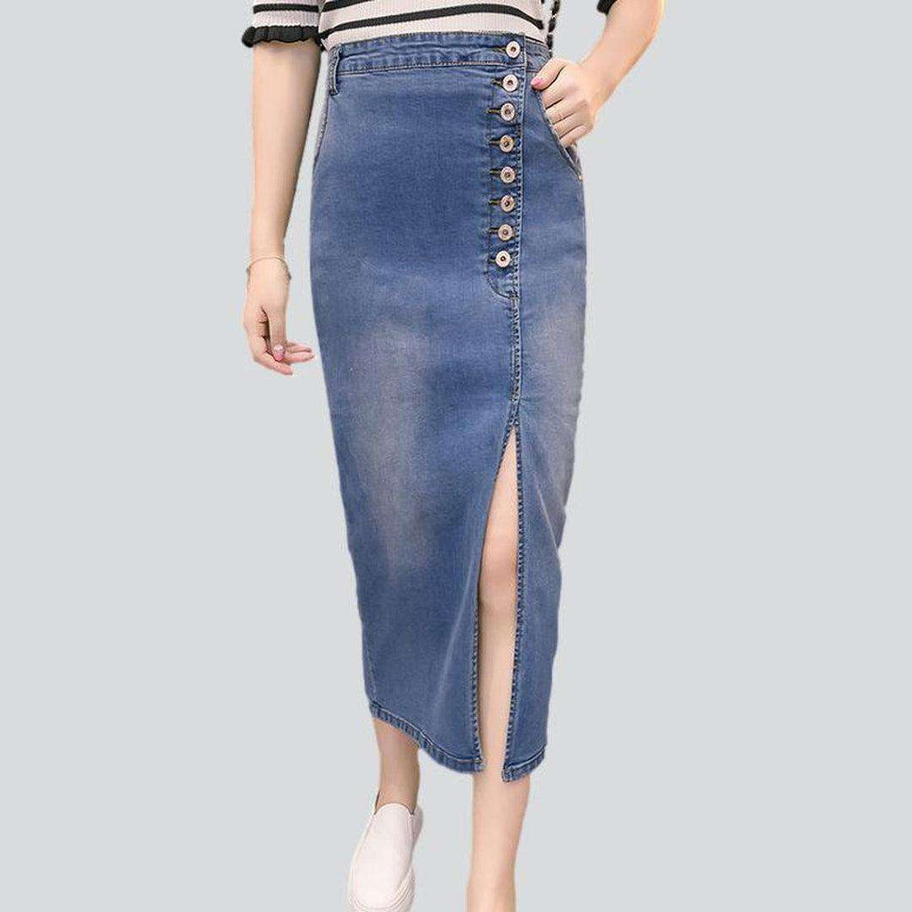 Button-down slit denim skirt