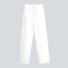 White straight-cut women jeans