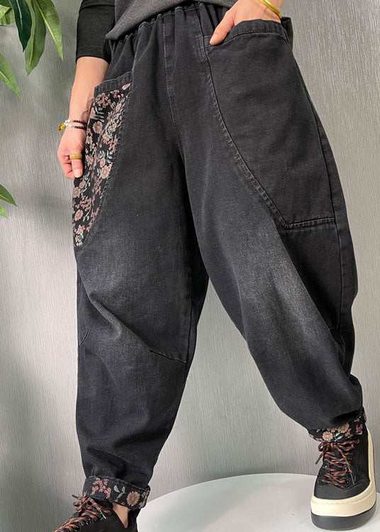 Black Embroideried Pockets denim Pants