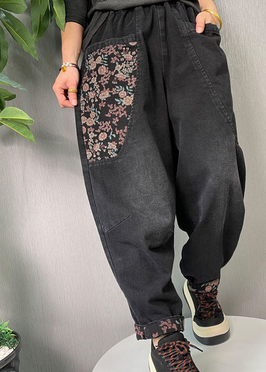 Black Embroideried Pockets denim Pants