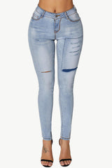 Zerrissene Skinny Jeans mit Acid-Waschung