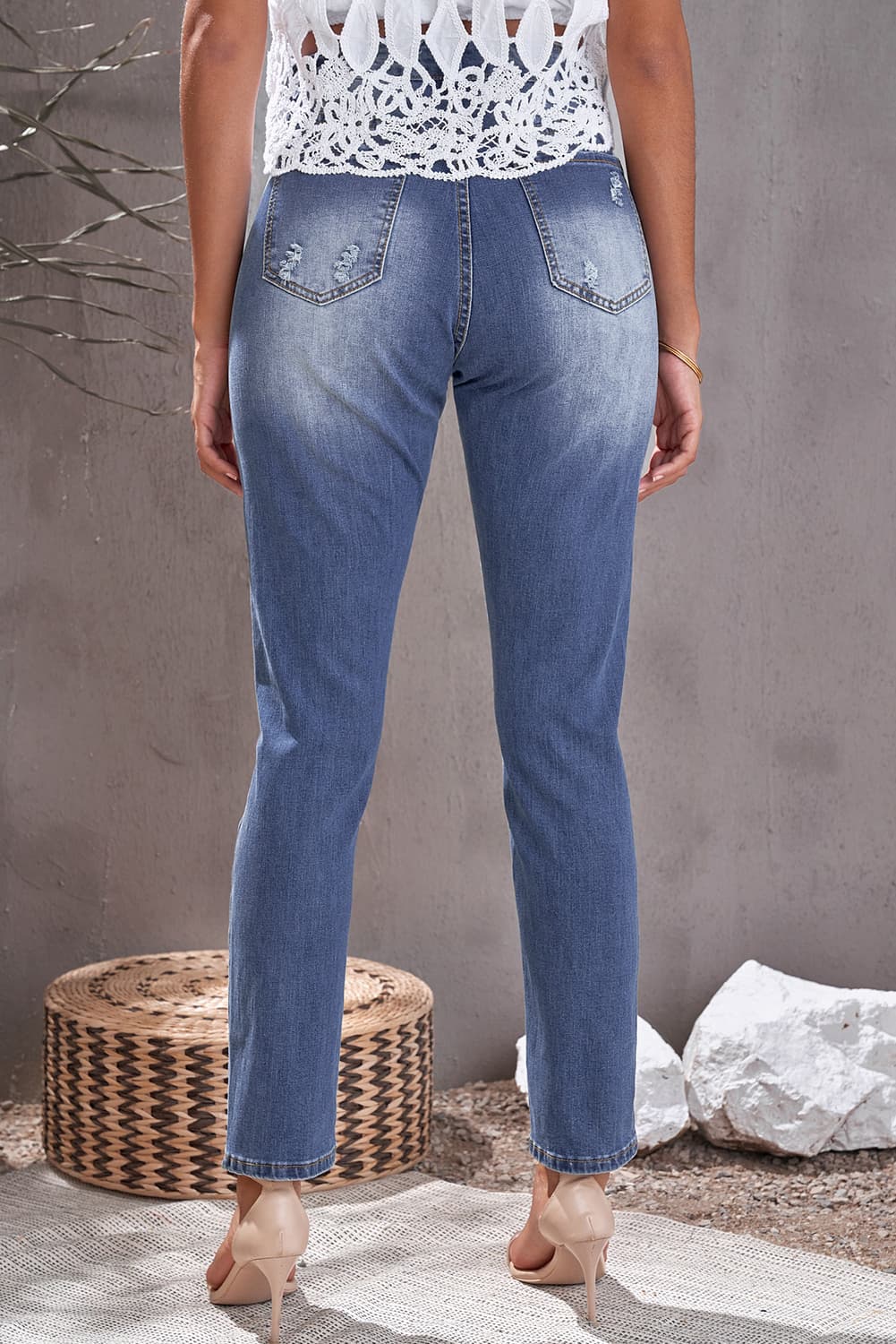 Baeful – Knöchellange Jeans mit Leoparden-Patch