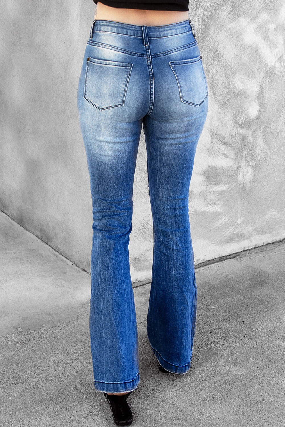 Baeful – Distressed-Jeans mit Schlag und Taschen