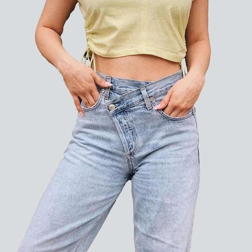 Asymmetric button women jeans