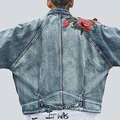 Embroidered ripped men jeans jacket