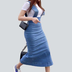 Long jeans skirt with suspenders