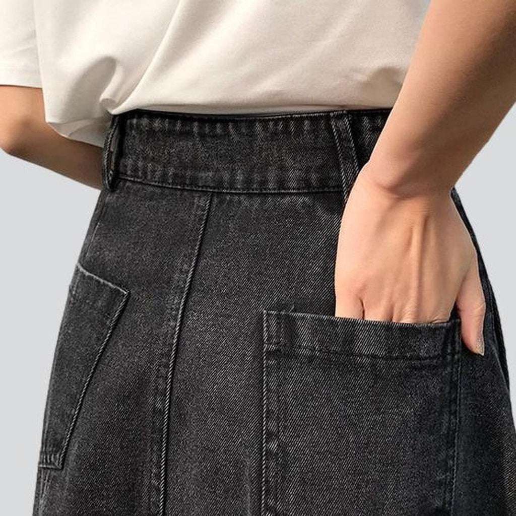 Knee-length a-line jeans skirt