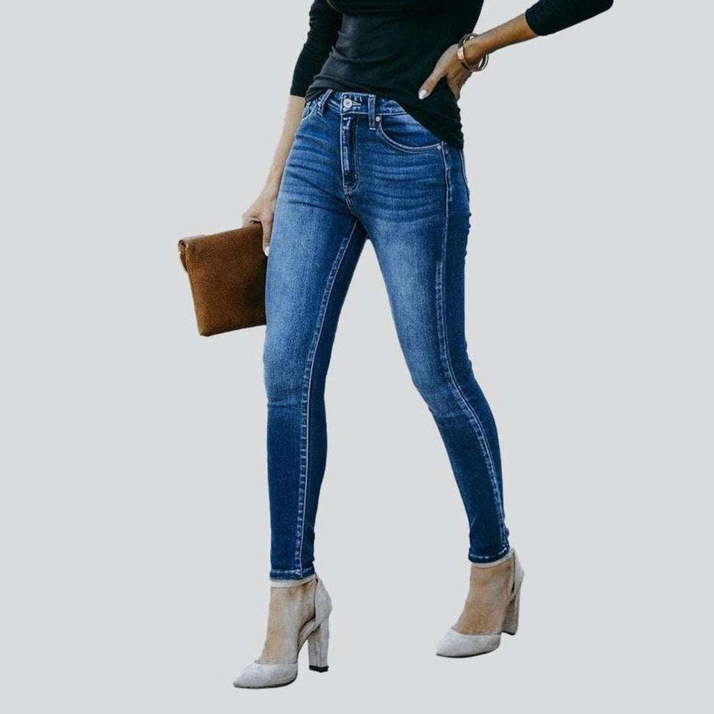 Dunkel gewaschene Skinny Jeans für Damen