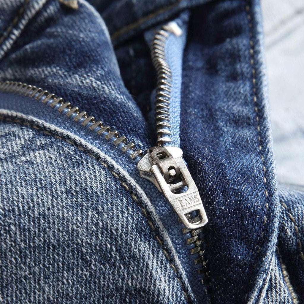 Hell gewaschene bestickte Jeans für Herren