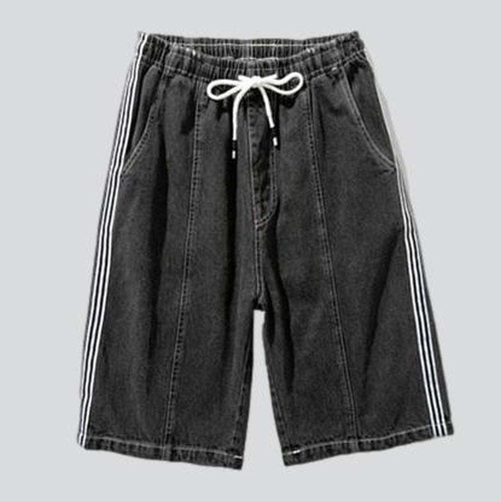 Lockere Jeansshorts mit Bändern